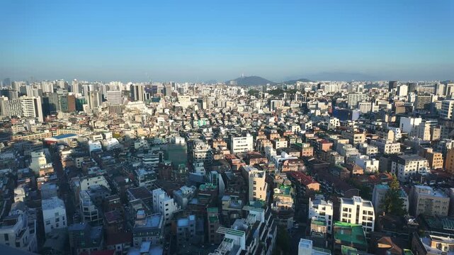 都市と空の風景のタイムラプス