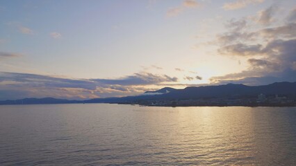 Fototapeta premium びわ湖の夕暮れ