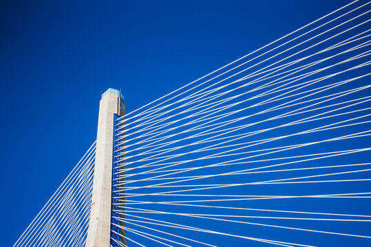 Building design showing cables connecting pylon to bridge deck