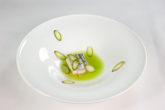 pesce crudo