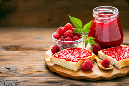 Raspberry jam on the bread	
