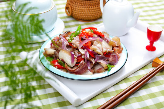 Spicy Stir Fried Pork with Red Onion and Chili Peppers