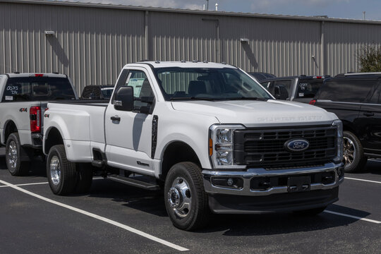 Ford F-350 Super Duty DRW 4X4 Reg Cab at a dealership. Ford offers the F350 with a 6.7L Power Stroke diesel V8 engine. MY:2026