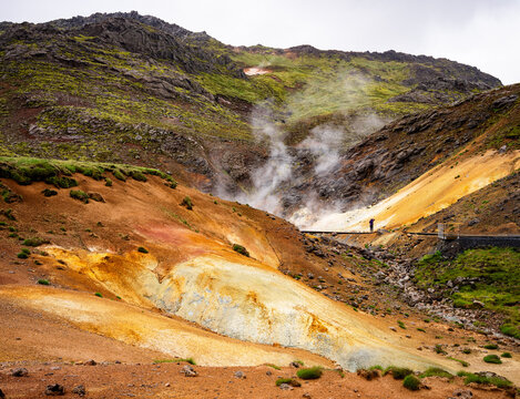 Kr&yacute;suv&iacute;k - Beautiful sulphur spring located in the south-west of Iceland
.
Many smaller sulphur springs surrounded by colorful red-orange-brown gravel