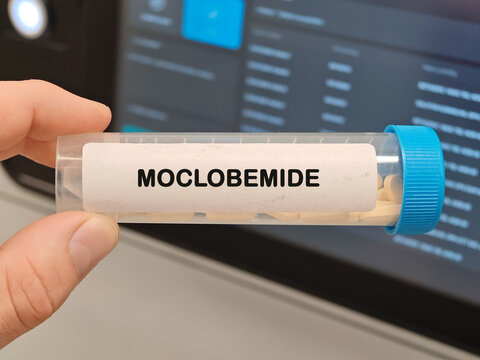 MOCLOBEMIDE reversible MAO A inhibitor antidepressant for depression and social anxiety tablets in laboratory