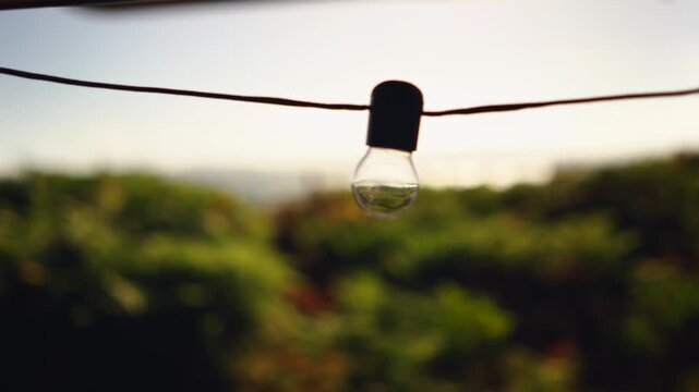 Vintage Campervan String Light Bulb Close-Up &ndash; Cozy Van Life Aesthetic