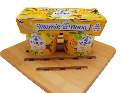 Packaging de yaourts de mamie Nova