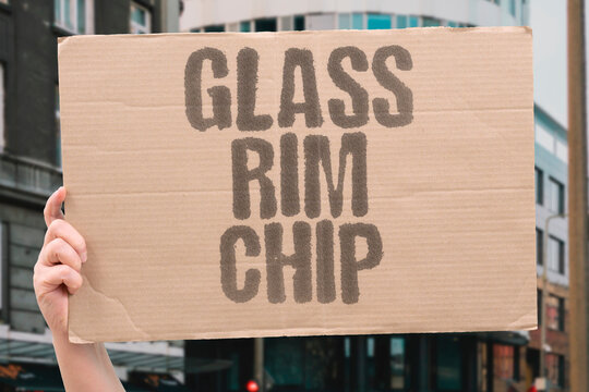 "Glass Rim Chip" Wine glass has a tiny nick. GLASS. RIM. CHIP. WINE. NICK.