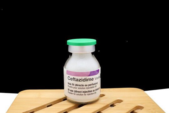 r&eacute;cipient de poudre pour solution injectable Ceftazidime de Viatris
