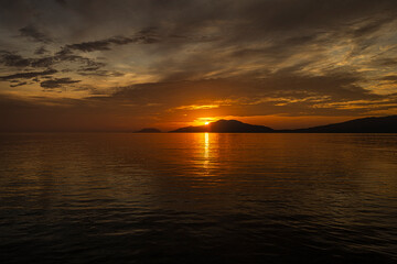Obraz premium Sunrise @ Arborek Island, Indonesia