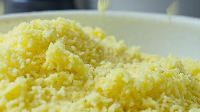 Smashing yellow potatoes 
