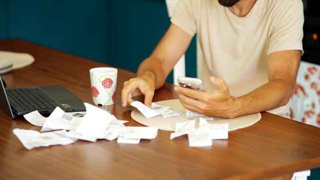 Smartphone Using Mobile App For Tax Management And Expense Tracking. Financial Planning And Analysis