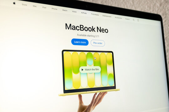 Mexico city, mexico, 03 04 2026, apple website displaying macbook neo product launch