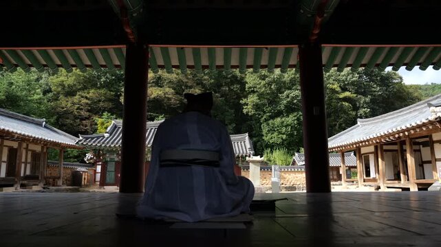 Korean traditional scholar seonbi Confucian academy Joseon dynasty history culture Chosun calligraphy Hanbok writing seowon 선비 학자 조선 서원 유교 전통 한복 서예 붓글씨 필암서원 유학 서당 문화 유적지 한국 역사
