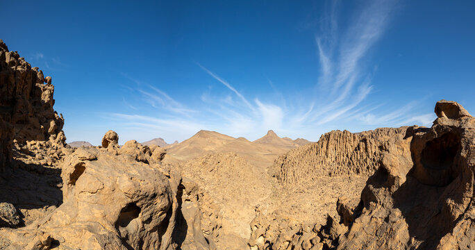 Algeria, Sahara, Desert, Arid, dry, hoggar, mountains, trekking, hiking, outdoor, 