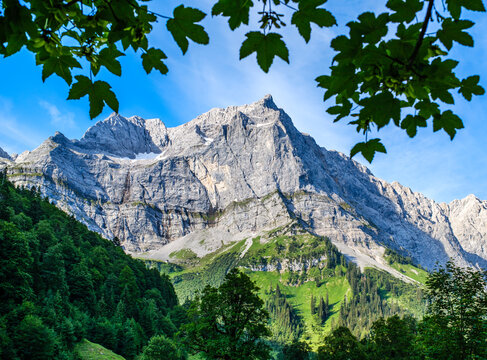 famous valley in austria - alpe eng