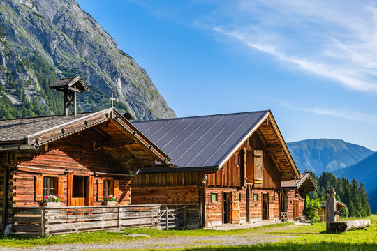 famous valley in austria - alpe eng