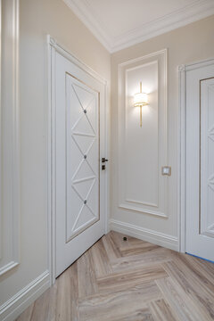 long empty corridor in interior of entrance hall of modern apartments, office or clinic