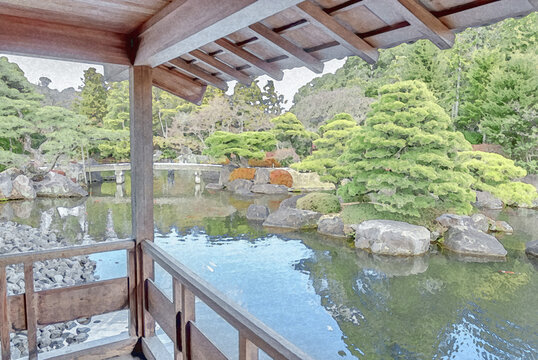 姫路城西御屋敷跡庭園「好古園」の「潮音斎」から望む、美しい松と大池が調和した「御屋敷の庭」の風景/Scenic View of the Large Pond and Beautiful Pine Trees in "Oyashiki-no-niwa" Garden Seen from Cho-on-sai in Koko-en