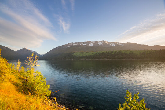 Mountains lake