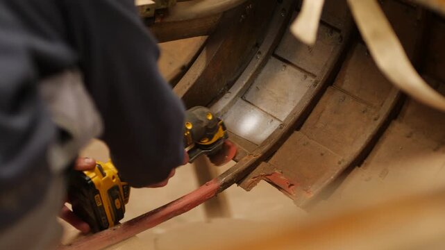 Cutting off rivets in lapstrake clinker built wood boat repair