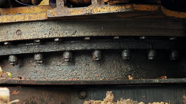 Excavator Engine. Undercarriage Backhoe Parts.