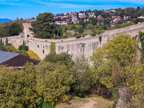 Girona city walls, Carolingian defensive sandstone construction, Cultural Heritage Site, Girona, Catalonia, Spain