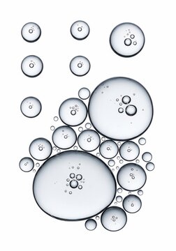 Ephemeral Spheres of Luminous Grace