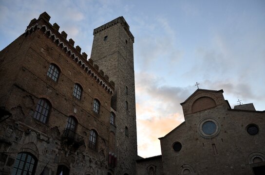 Collegiate Church and Palazzo del Popolo in San Gimignano