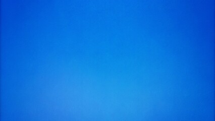 Naklejka premium Blue vignette gradient blur background with subtle grain noise, retro vintage texture, clean copy space, minimalist horizontal banner design