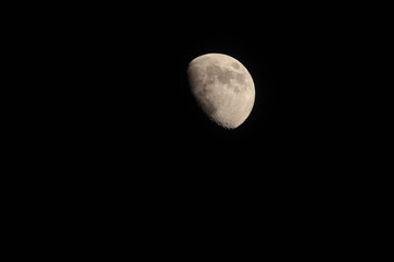 Profil de la lune © Image'In Photo