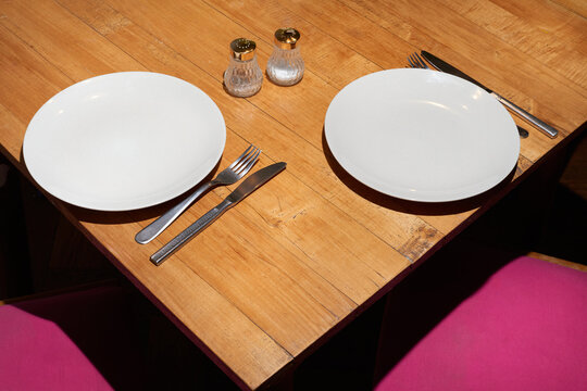 Minimal Dining Setup