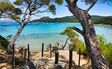 Paysage du sud de la France sur l'île de Porquerolles © Cyril PAPOT