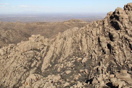 MONTA&Ntilde;AS
