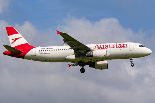 Vijfhuizen, Netherlands - June 7, 2026: Austrian Airlines Airbus A320-200 with registration OE-LZA on short final for runway 18R (Polderbaan) of Amsterdam Airport Schiphol