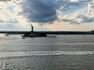 The Statue of Liberty and the New York City Skyline © Joni