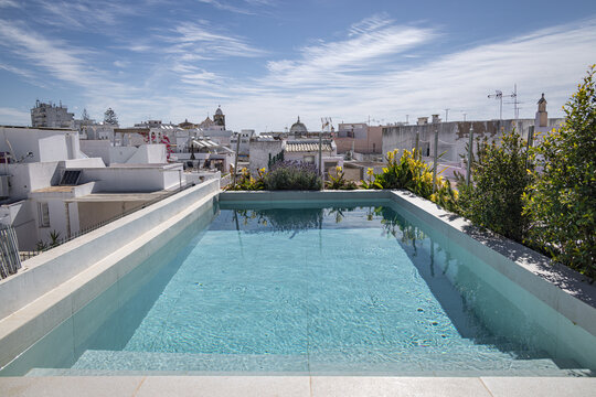 Rooftop swimming pool in Olh&atilde;o, Algarve, Portugal