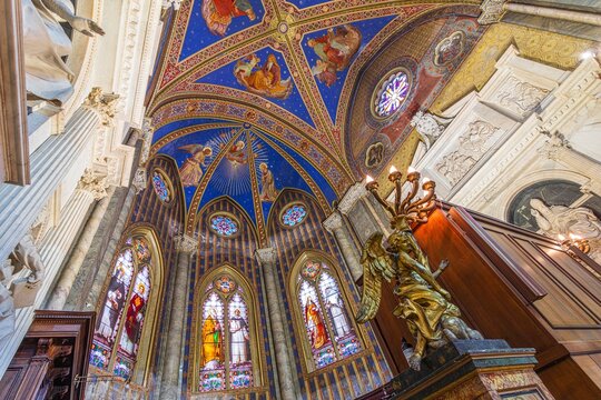 Presbytery in Santa Maria sopra Minerva Basilica. Rome, Italy