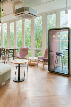 Cozy Working Space With Modern Seating in Daylight