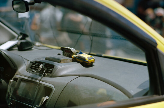 Taxi Dashboard Trinkets