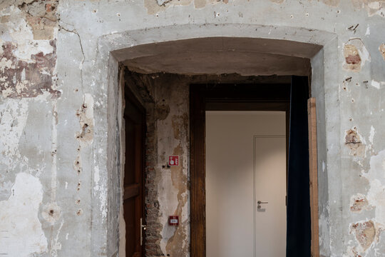mold on wall