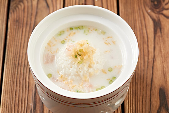 Milk Soup with Fish Maw and Shrimp Rice