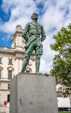 Bronze statue of Field Marshal Jan Christian Smuts (1870&ndash;1950), South African statesman and prime minister, by sculptor Jacob Epstein (1956), on a South African granite plinth, Parliament Square, Lond