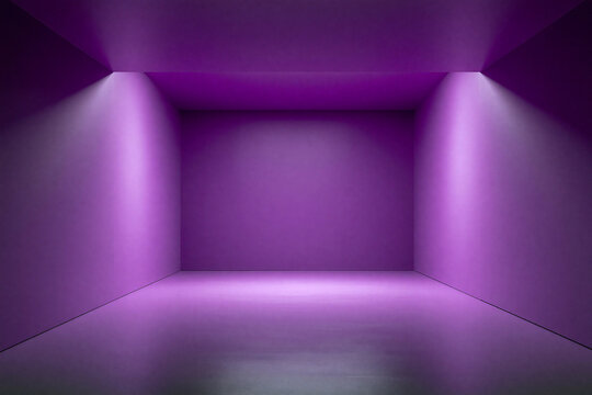  Sala roxa vazia e minimalista com ilumina&ccedil;&atilde;o de est&uacute;dio e perspectiva central. Cen&aacute;rio de showroom abstrato para mockup de produtos e car background