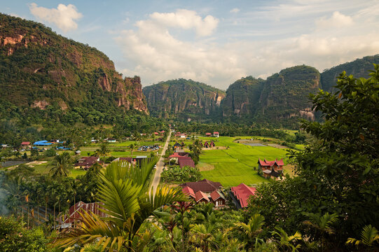 Panoramic view of the village in the Harau valley