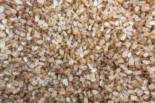 Sucre de canne roux en grains