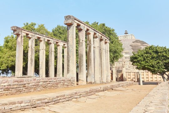 Temples from the Gupta era behind the Great Sanchi Stupa