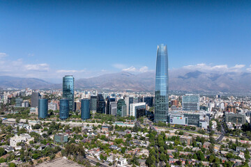 Obraz premium Aerial view of the Santiago skyline and Andean mountain scenery