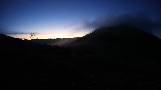 Sunrise windy morning near Orikum trail
