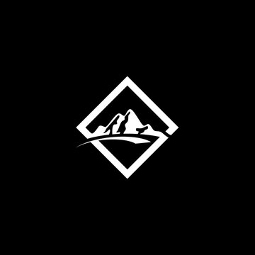 logo mountain white